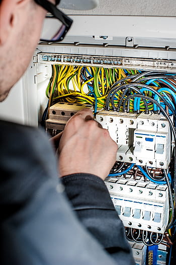 electrician-electric-electricity-worker
